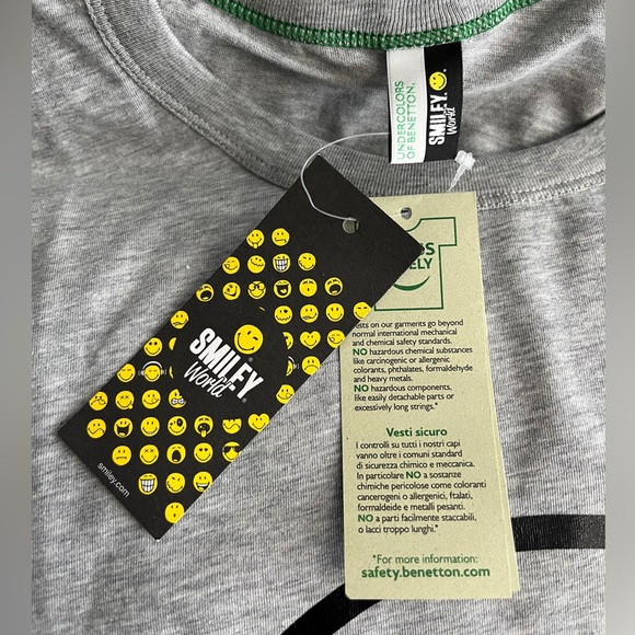 NWT - United Colors of Benetton x Smiley Unisex Short Sleeve Tee - Men XL - Picture 5 of 7